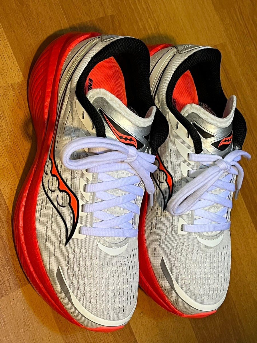 Saucony Endorphin Speed 3 - White/ Black/ Vizi Red 2022