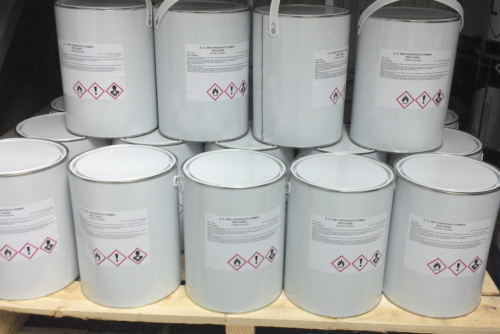 Zinc Phosphate Paint Red Oxide Metal Paint by Avenue High Build 5L