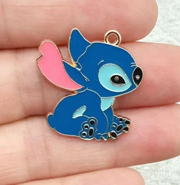 Collar colgante con dije de plata 925 esmalte azul y rosa chapado en oro amarillo de 14K Foto 3 de 4