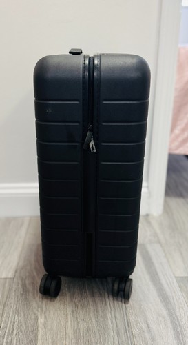 Away größeres Handgepäck, TSA-Schloss, von der Fluggesellschaft zugelassen, schwarz mit Box - Bild 4 von 8