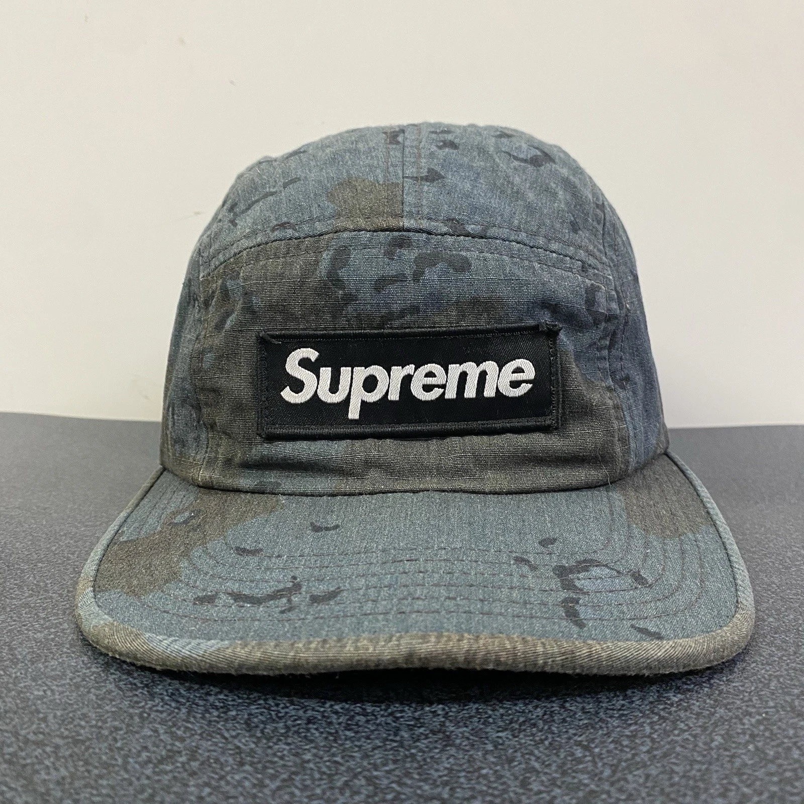 Casquette chapeau suprême vintage 5 panneaux boîte logo SUÉDOIS camouflage année 2000 strapback RARE