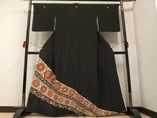 Heiwaya Kimono Luxurious black tomesode piece embroidery flower arabesque