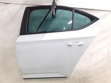 Porte arrière et accessoires Skoda SUPERB