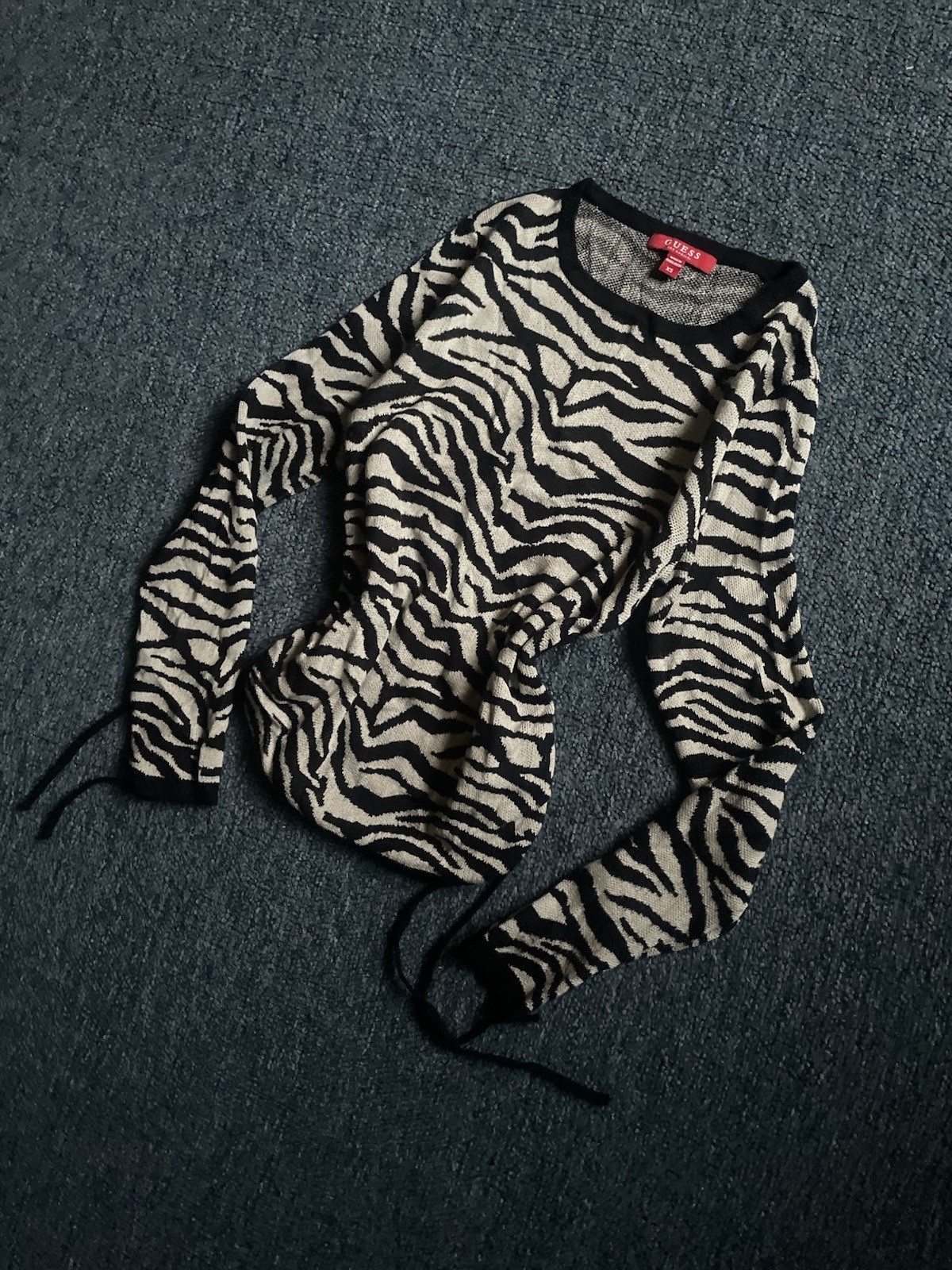 Guess Los Angeles Y2K  Black White Zebra Print Long Sleeve Top Y2K Size XS