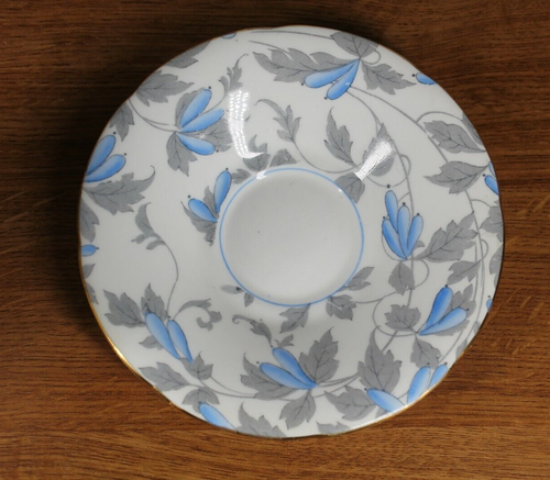 Royal Grafton - Ashley - 5830 - Cup & Saucer Set - Blue Gray Floral - England - Picture 2 of 5