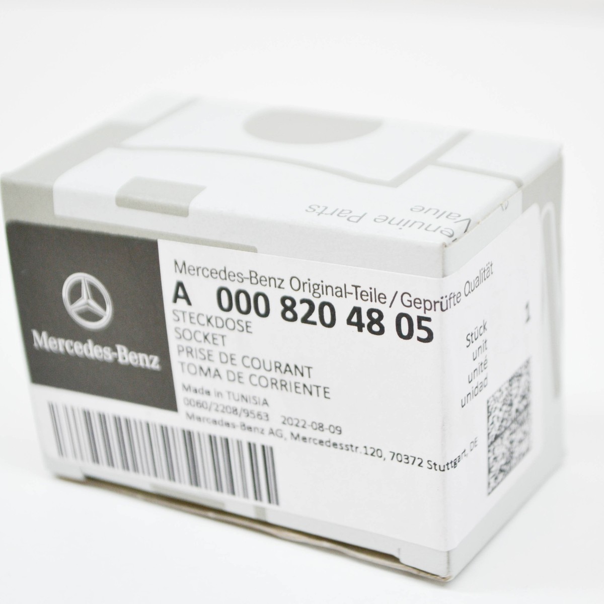 NEW MB SPRINTER W906 FRONT LEFT SEAT BASE SOCKET A0008204805