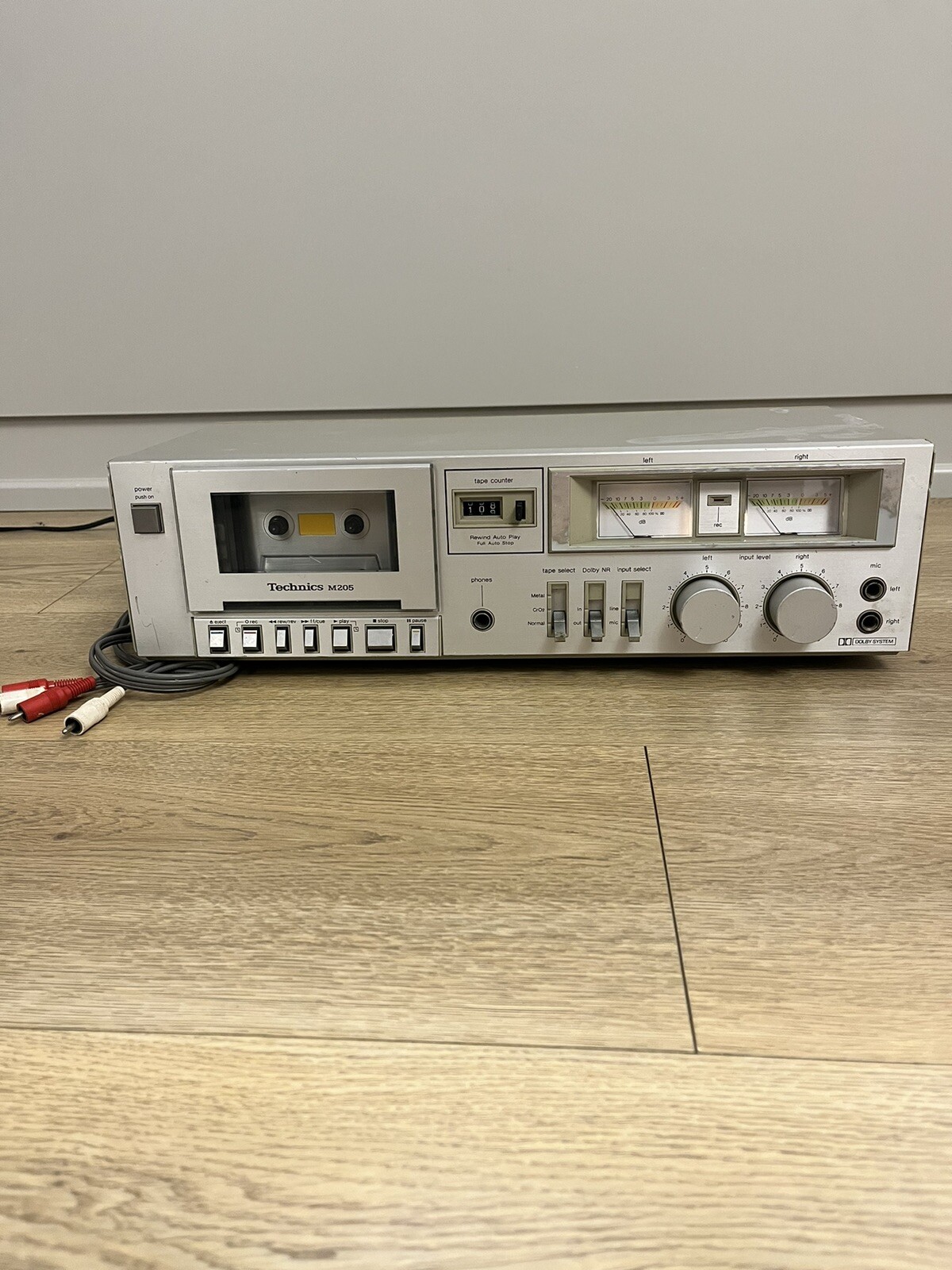 Technics RS-M205 Cassette Deck. Turns On Audio Untested.