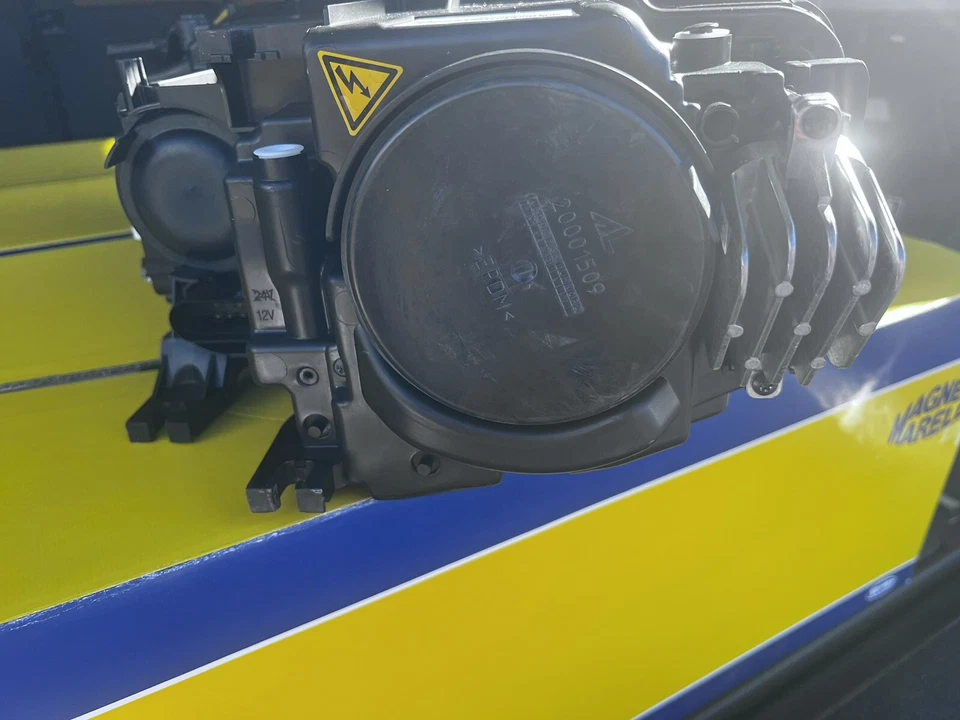 2013-2014-2015-2016 AUDI A5 S5 правосторонняя ксеноновая фара 8T0941044E OEM - Изображение 4 из 4