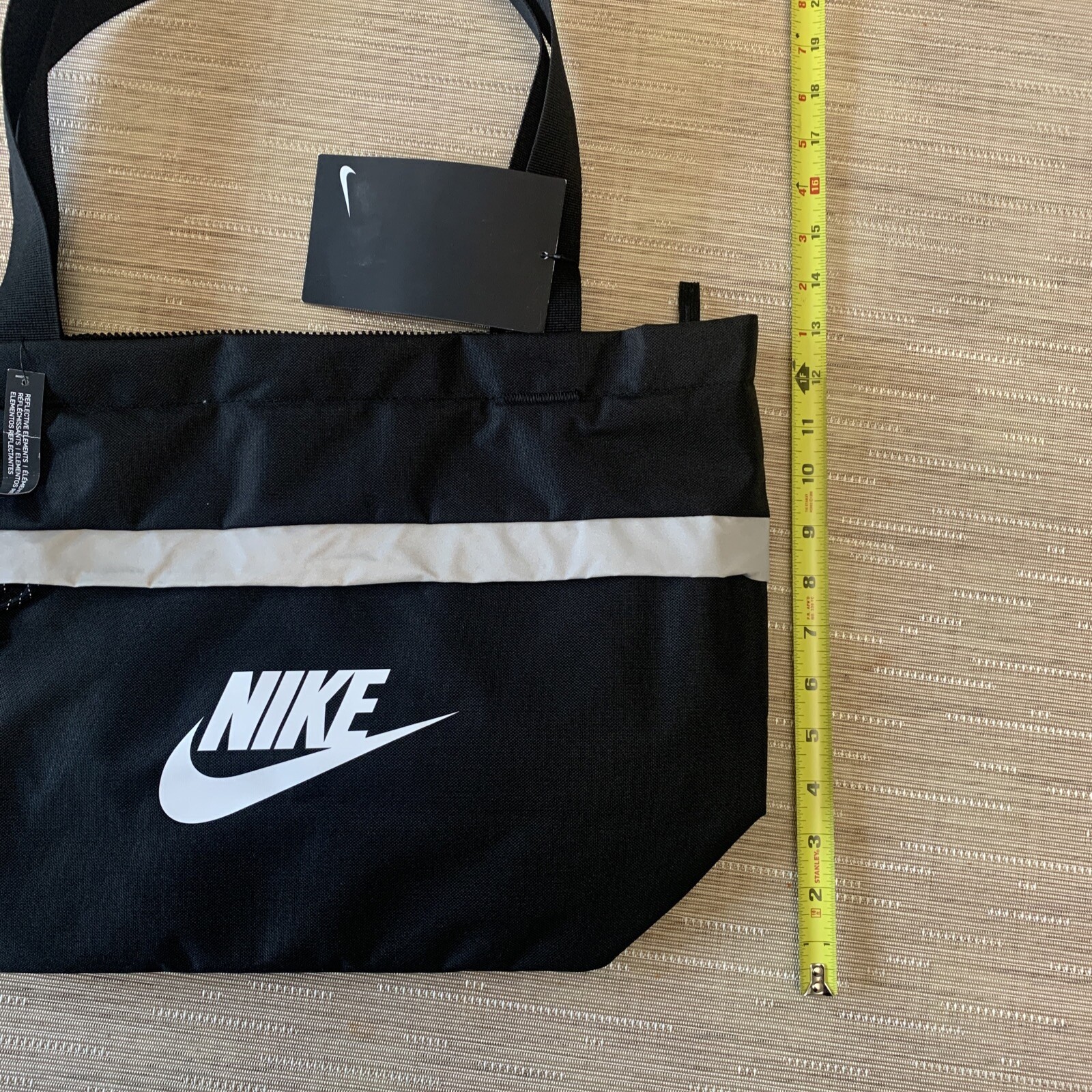 nike tanjun tote bag