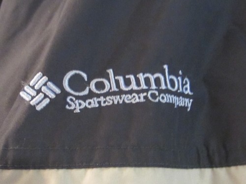 Woman’s Columbia 1X, light blue/dark gray/off-white, two-piece winter coat - Picture 5 of 6
