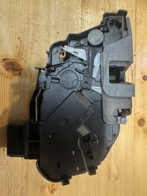 LAND ROVER RANGE ROVER EVOQUE 2015 - On L538 Front Right Door Lock LR091354 NEW - Image 1 of 4
