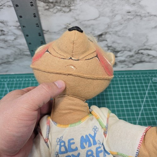 VINTAGE ANNALEE 18" BEAR - " BE MY HONEY BEAR" 1983 - Picture 4 of 10
