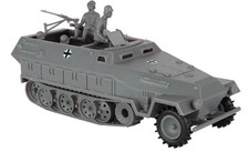 BMC CTS 67335 1/32 Scale WW2 German Hanomag 251 Halftrack Armored Vehicle