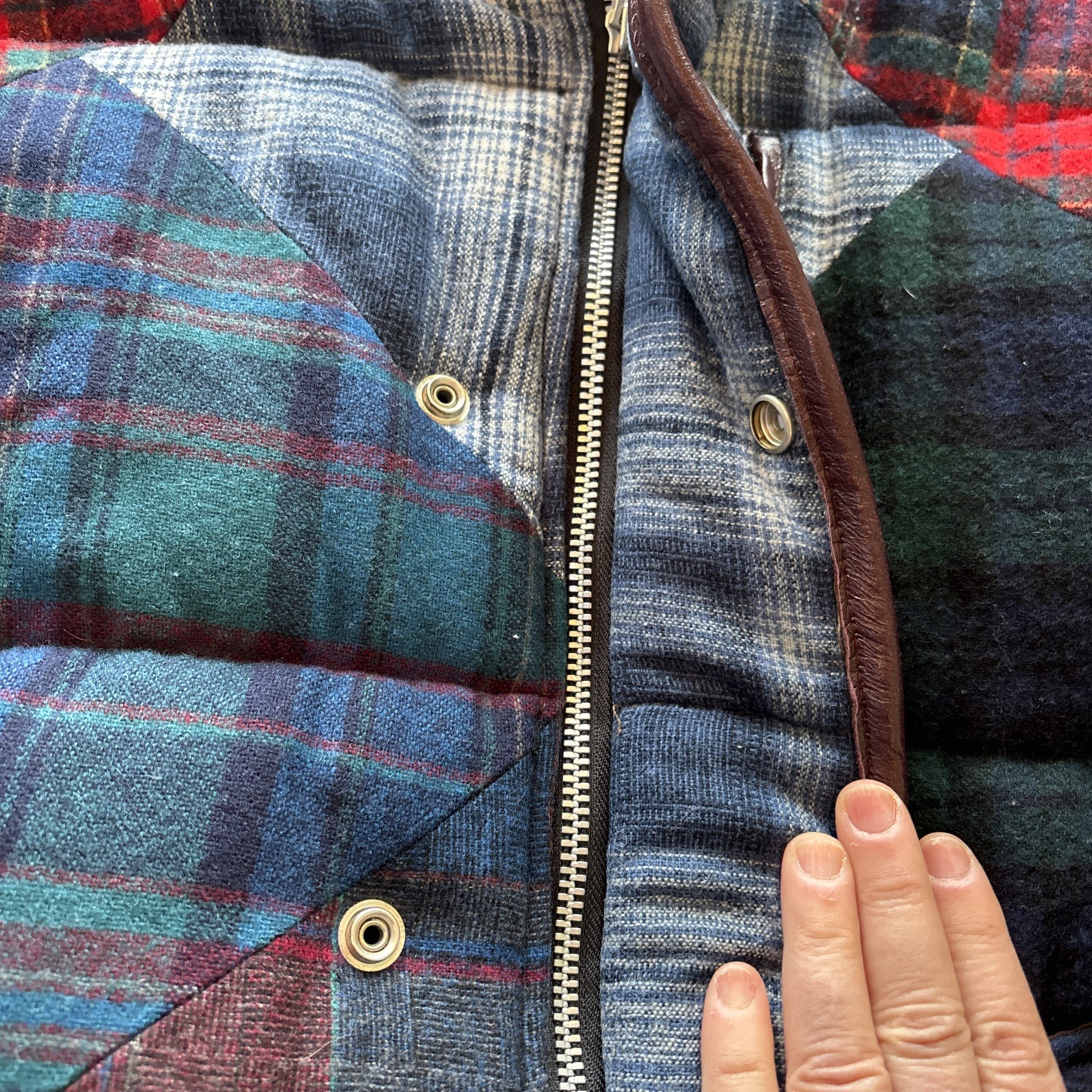 Pendleton Rare Patchwork Quilted Snap Unisex Vest… - image 5