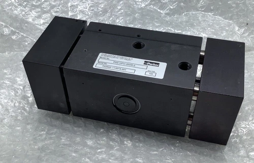 PARKER  P5G-HPW-500M-2  WIDE BODY GRIPPER  MAX PSI 100   **NEW**