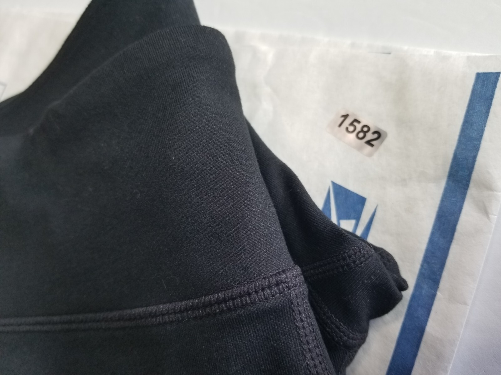 Fabletics Black Gray Cropped Active Athletic Legg… - image 7