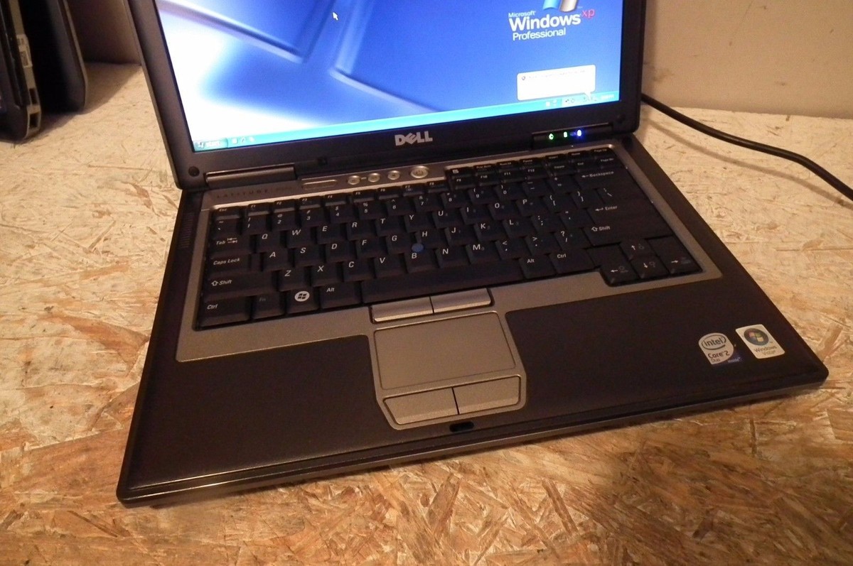 Dell D520 Laptop / 1.66ghz / 2gb / Windows XP / WIFI / DVD Dell D520 Laptop / 1.66ghz / 2gb / Windows XP / WIFI / DVD