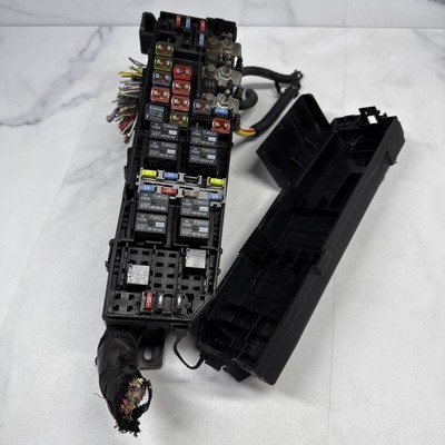 2009 - 2012 Ford Escape Engine Fuse Box Relay Junction Block Module 9L8T14A003BB