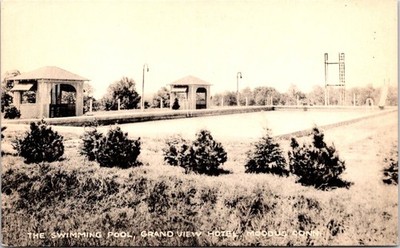 Moodus Grand View Motel Swimming Pool Connecticut Postcard G2