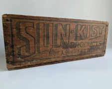 Antique Sun-Kist Wooden Crate – Holds 60–70 Oranges, Nail Construction Sunkist