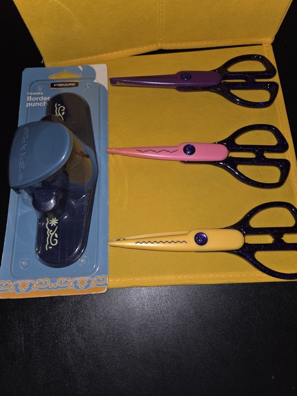 Fiskars Border Punch Flowers 3 Edging Scissors Scrapbooking Craft Tools Lot
