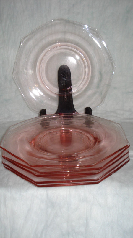 Pink octagon salad plates  (658)