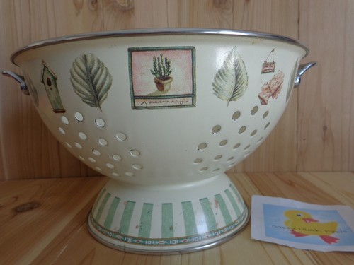 ENAMEL COLANDER 11" Large Green Leaf Garden Print Stainless Handles Rim - Picture 2 of 7