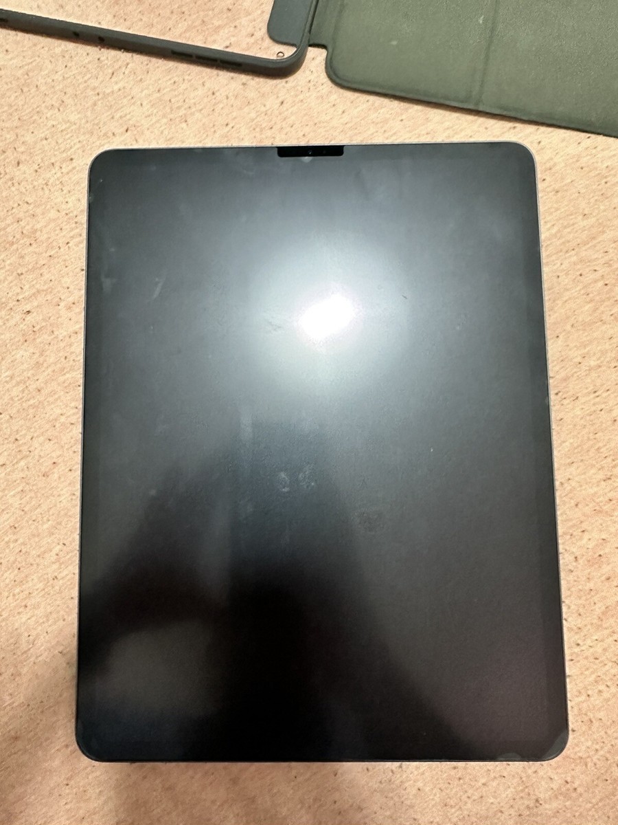 Apple iPad Pro 4th Gen. 128GB, Wi-Fi, 12.9 in - Space Gray