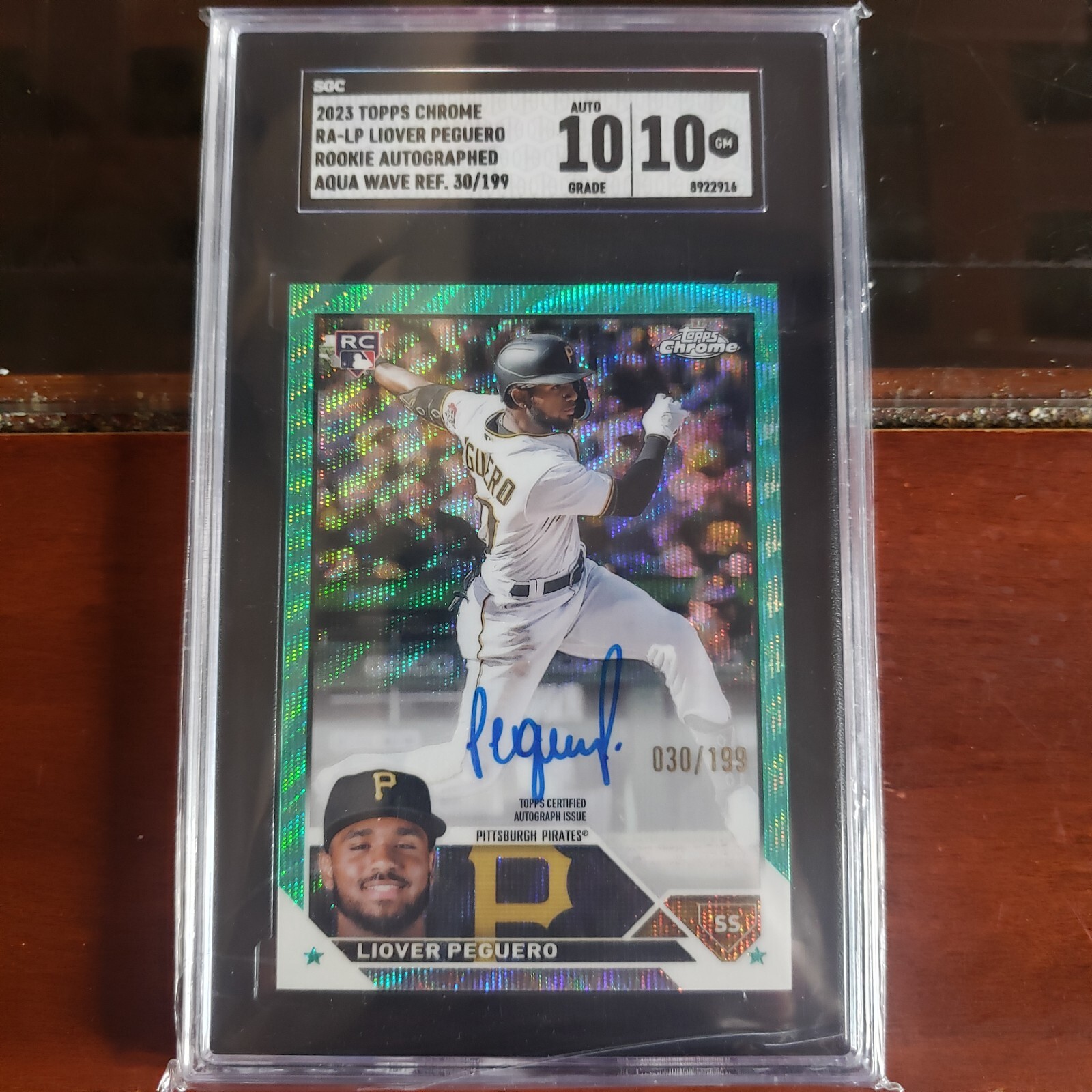 2023 Topps Chrome Liover Peguero Aqua Wave Refractor Auto RC /199 Pirates GM 10
