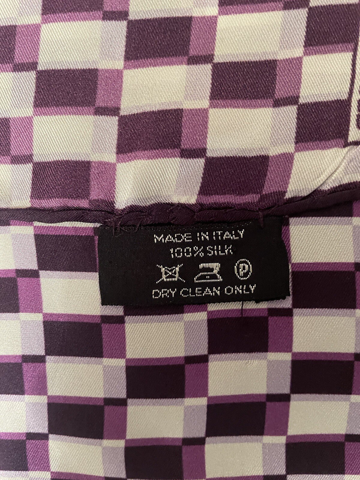 Tom Ford Purple PatternPocket Square 100percent Silk RRP£305 image 5