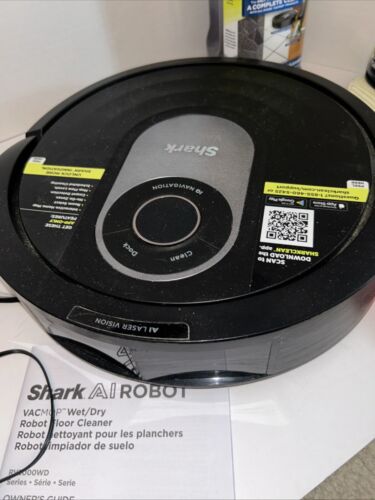 Shark AI VACMOP Black Robotic Vacuum and Mop with Self-Cleaning Brushroll - Picture 3 of 4