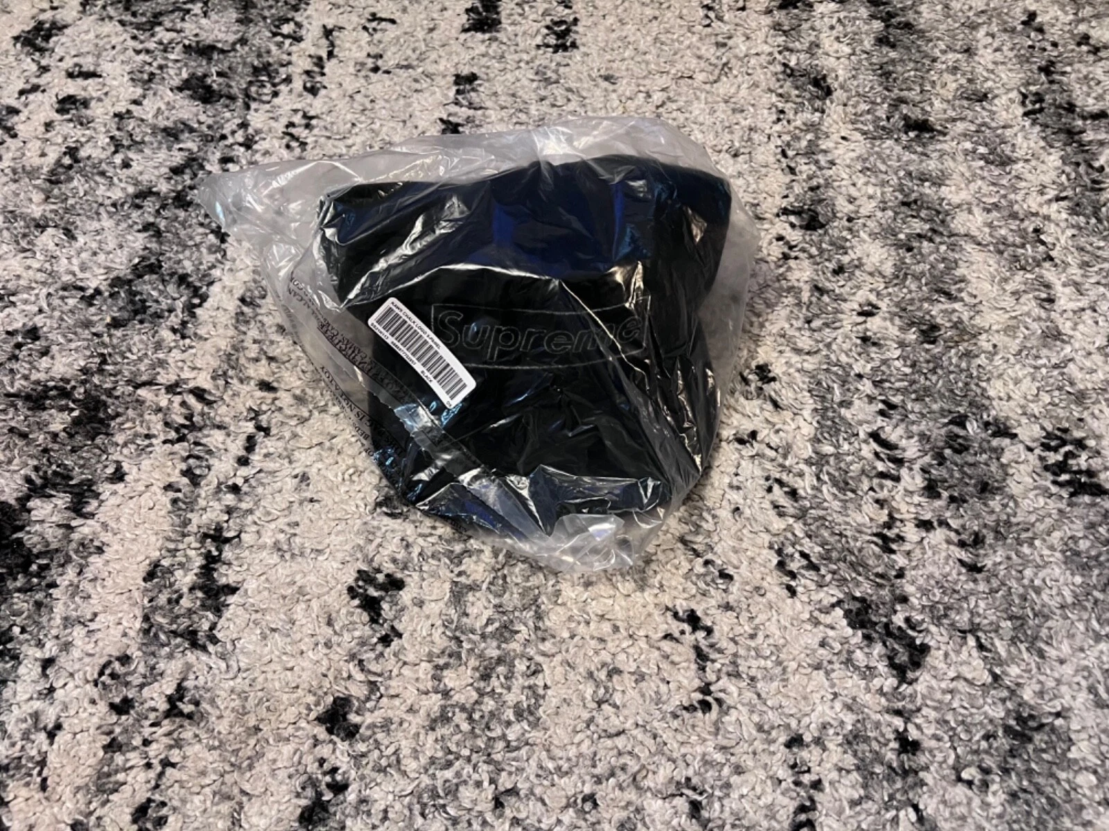 Logo craie Supreme KAWS noir 5 panneaux taille unique