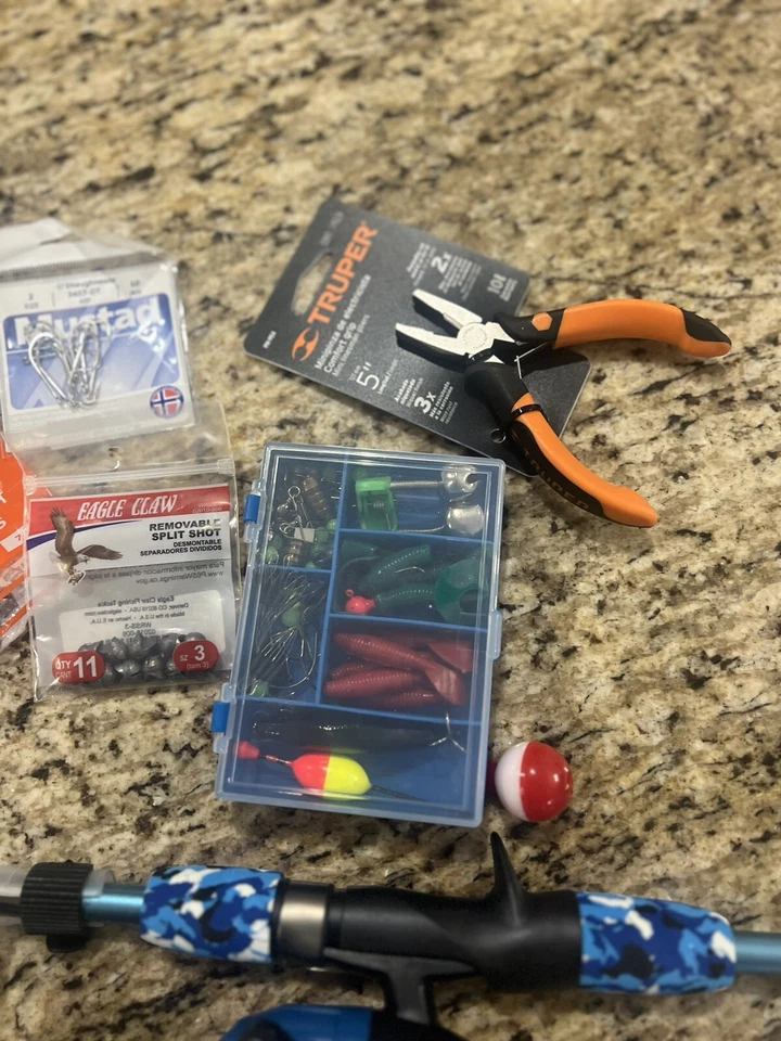 ODDSPRO Kids Fishing Pole Blue With Extra Weights And Hooks With Mini Pliers - Image 2 of 4