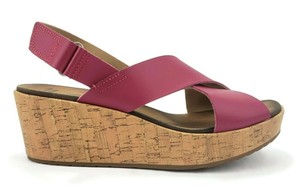 cerise pink wedge shoes