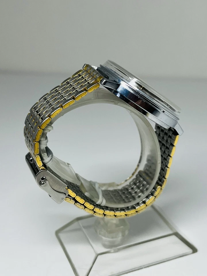 Vintage 1980s SLAVA Men’s Mechanical Watch USSR 37mm Original Soviet Timepiece - Image 4 of 4