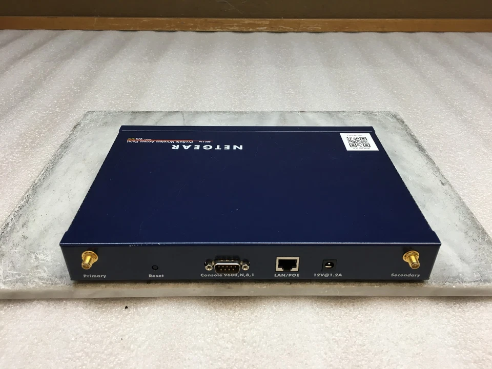 Netgear Prosafe WG302 802.11g Commercial Wireless Access Point No Antennas incl. - Image 4 of 4