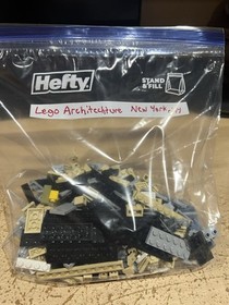 LEGO ARCHITECTURE: New York City (21028), 100% Complete, No Box
