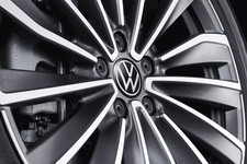 4X Original VW Dynamic Hub Caps Alloy Wheels For VW ID.3 ID.4 ID.5 ID.7 Buzz