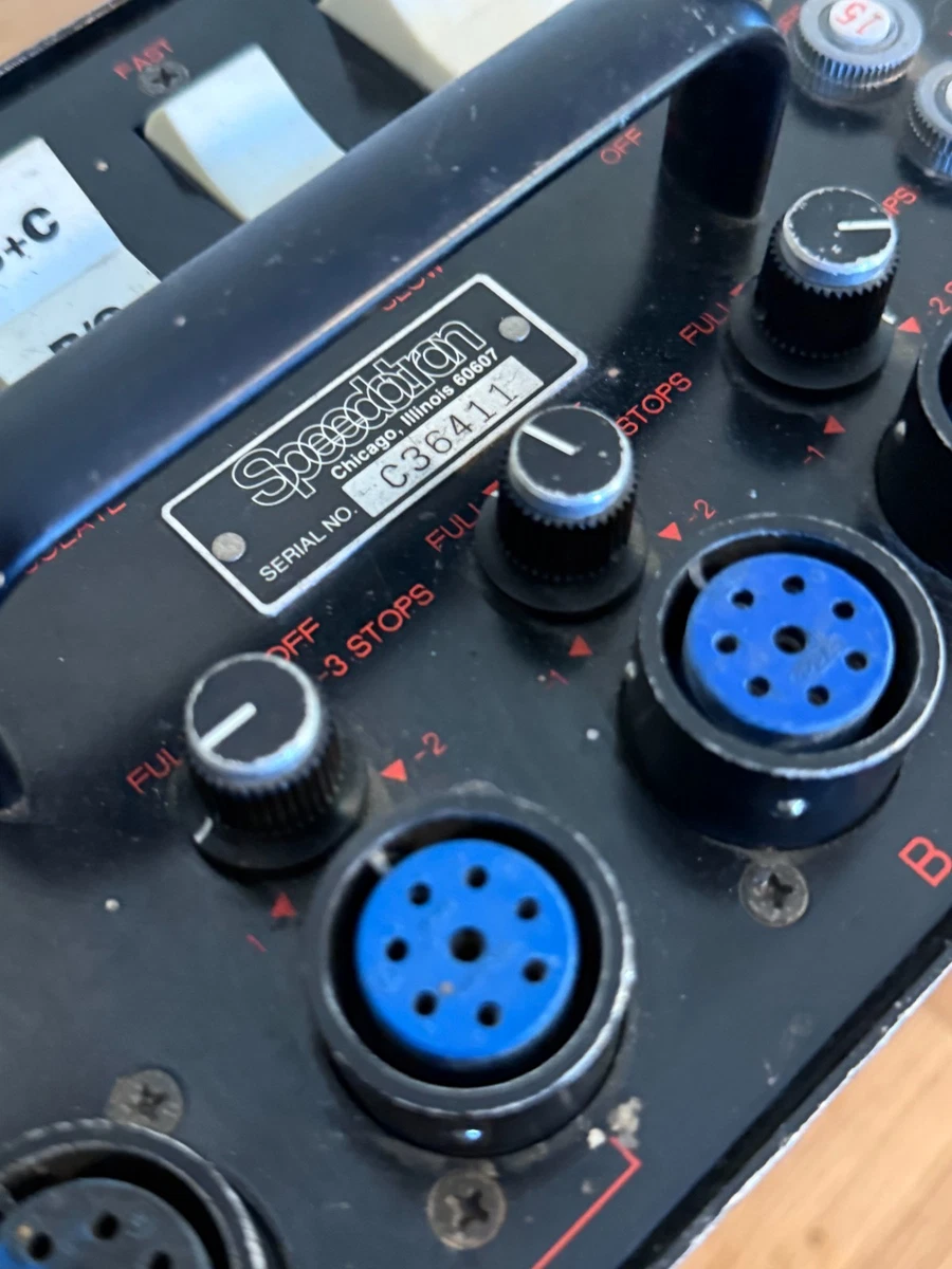 Speedotron Flash Heads & Power Supplies with 4 Flash Heads/Units