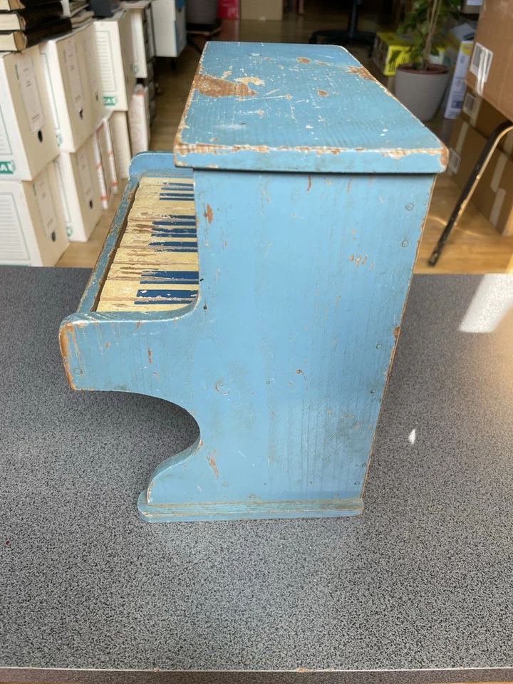 Piano enfant ancien | Années 1950 - Photo 2/4