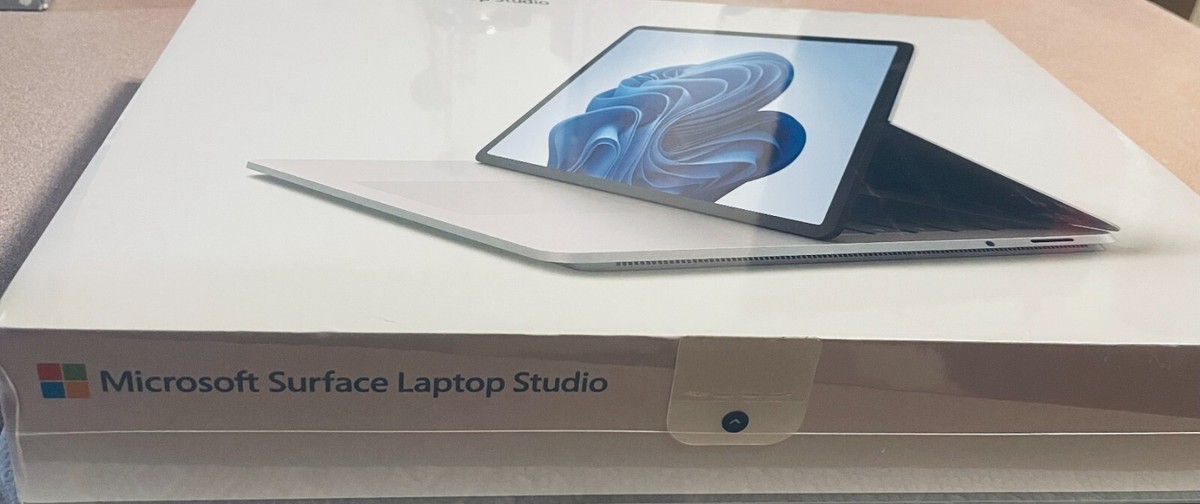 BRAND NEW Microsoft Surface Studio Laptop (256GB SSD Intel