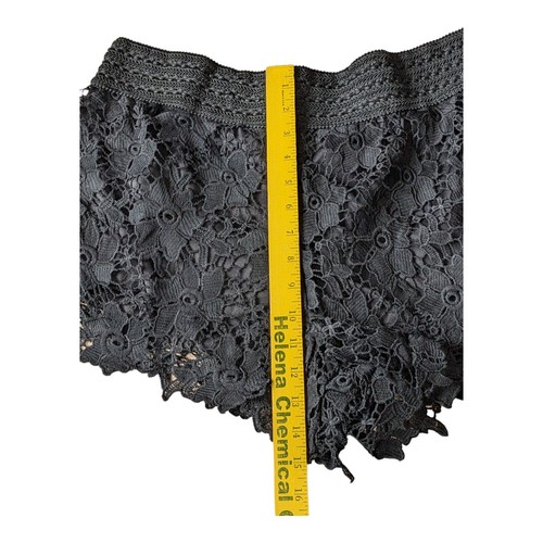 Maze Women Crochet Beach Floral Elastic Waist Shorts Size 3X Black Sexy Cute New - Picture 4 of 21