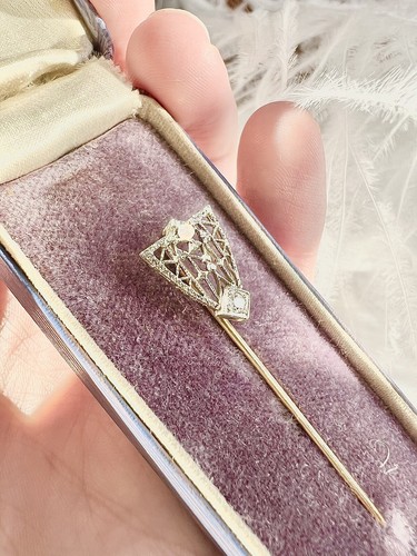 ANTIQUE • Edwardian 14k White Gold w/ OMC Diamond & Sea Pearl Stick Pin - Picture 2 of 5