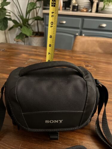 Sony LCS-U21 Protective Soft Carrying Case Cyber-Shot Alpha NEX Cameras Camcorde - Picture 3 of 9