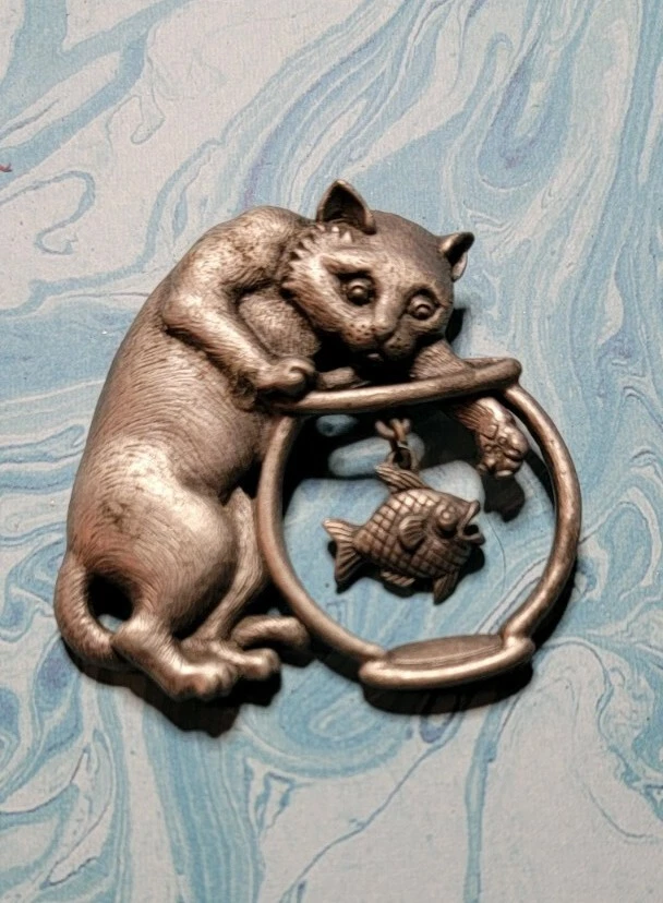 Jj cat brooch clearance