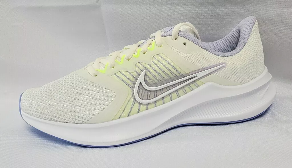Wide sneakers store womens nike