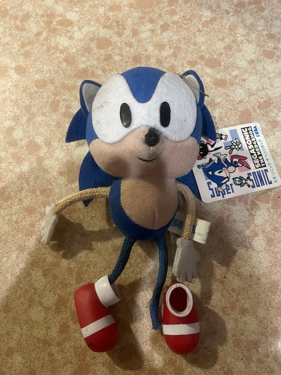 Rare 1992 SEGA Sonic the Hedgehog plastic shoes Plush 7