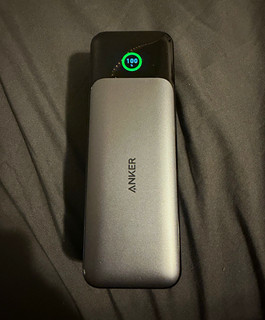 Anker 737 Power Bank 24K (PowerCore 24 000mAh) 140W Low Cycles 100% Health