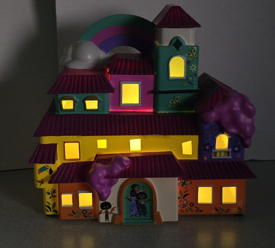 Disney Encanto Casita Madrigal Light Up Figure SOLD OUT Rare Collectible Mirabel