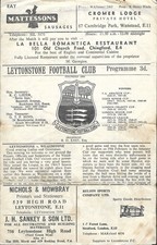 Leytonstone v Wealdstone. Isthmian League. 1965-1966 CHAMPIONS